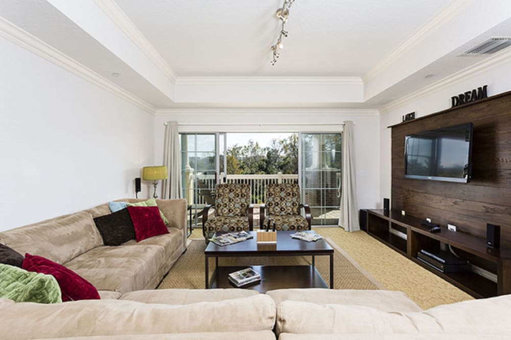 Reunion Resort by Intteli Fun Rentals - photo 36