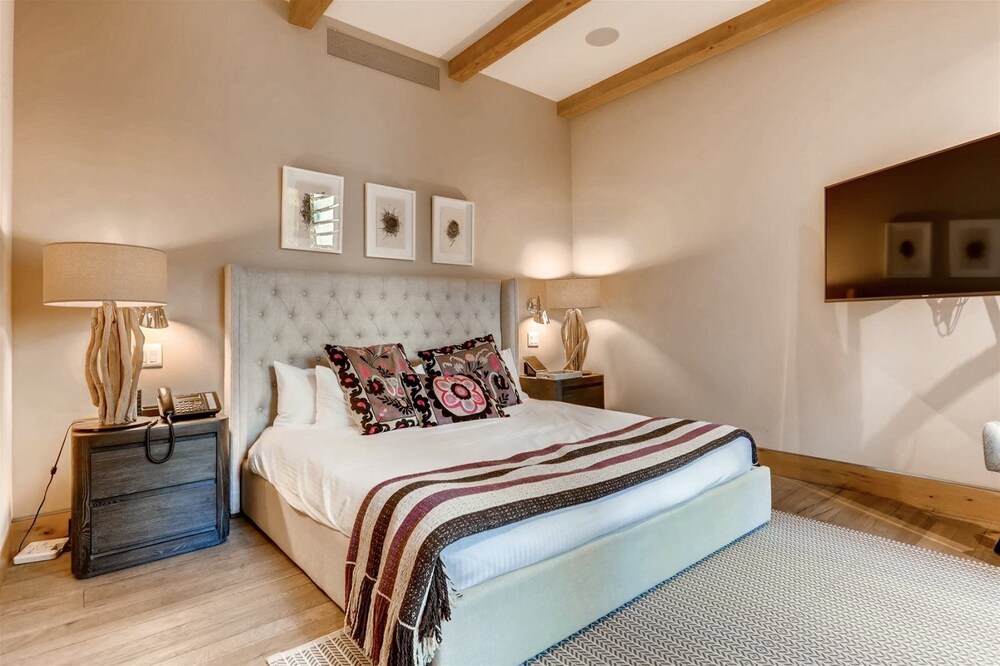 1 184 West Meadow Drive — Vail — photo 3