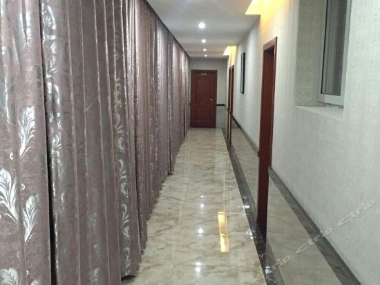 Shunping Business Hotel in Jin'an, People's Republic of China