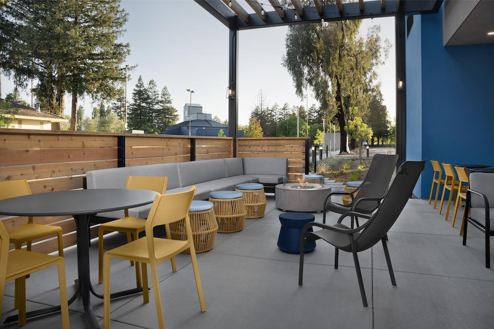Home2 Suites by Hilton Rohnert Park Sonoma County - photo 40