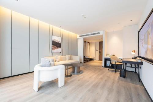 Atour Hotel Zhengzhou East Station Longzi Lake in Zhengzhou, People's Republic of China