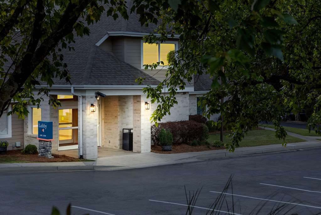 WaterWalk Extended Stay by Wyndham Atlanta Perimeter - photo 9