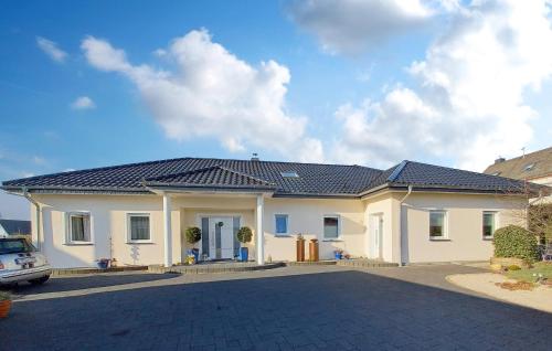 2 Bedroom Stunning Home In Arzfeld — 4-Star Luxury Hotel in Arzfeld, Germany