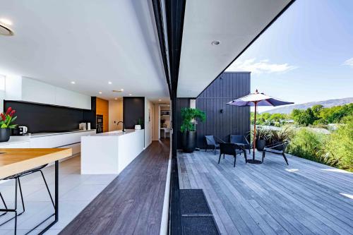 Noir South Retreat in Wanaka, New Zealand