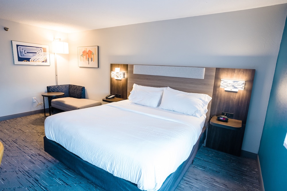 Holiday Inn Express & Suites Knoxville North I 75 Exit 112 by IHG - photo 30