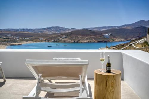 Nefeli Residence & Suite Ftelia beach Mykonos — 4-Star Luxury Hotel in Ftelia, Greece