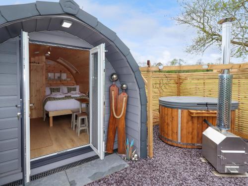 Moel Arthur - carbon neutral hotel in Denbigh
