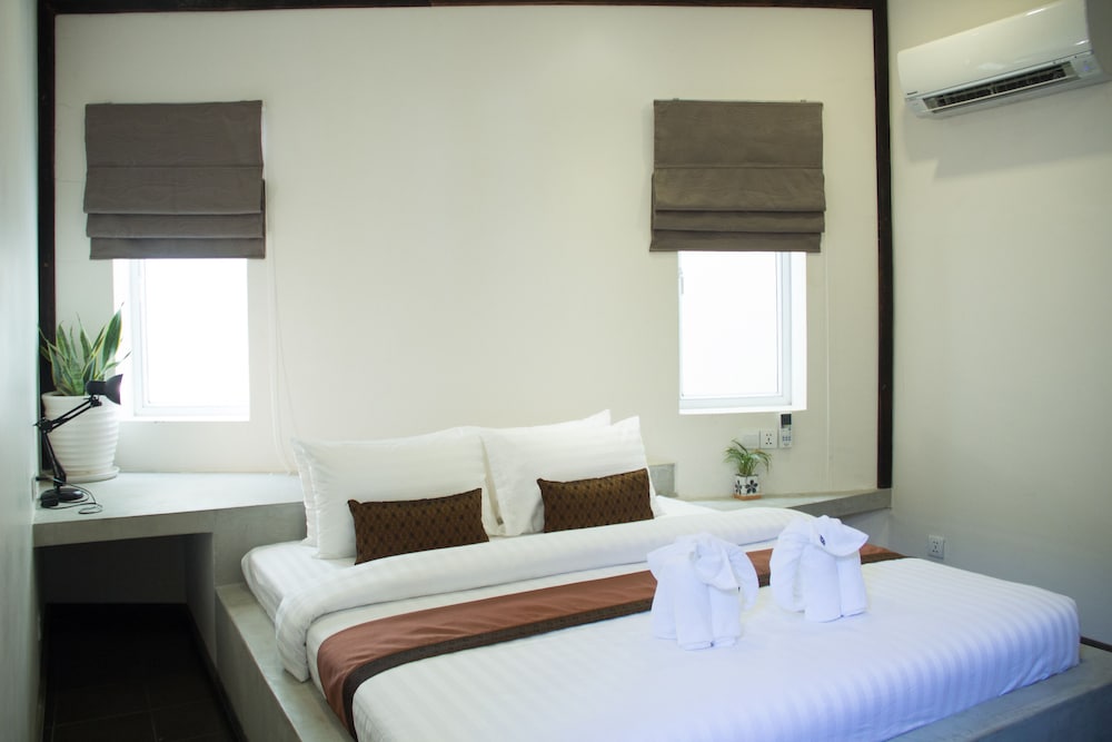 Makk Hotel — Kampot — photo 4