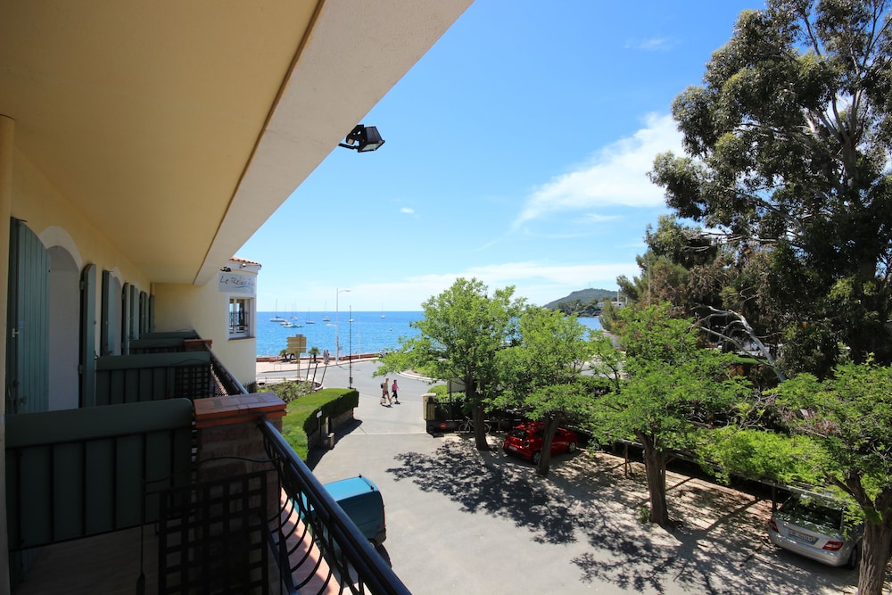 Le Relais D’Agay in Saint-Raphael, France