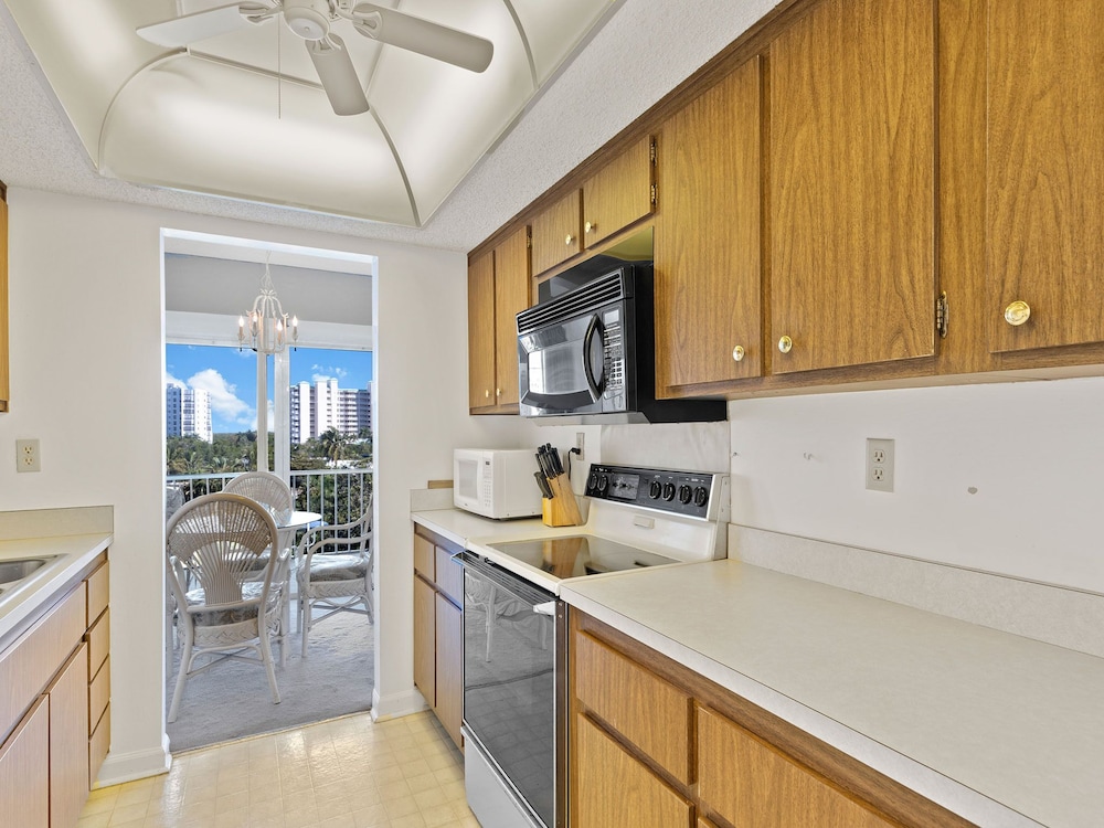 Marina Towers 406 - photo 7
