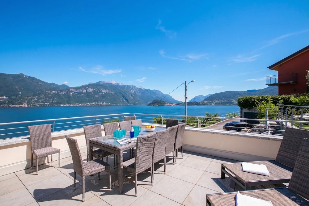 Paradiso di Menaggio Penthouse — 4-Star Luxury Hotel in Menaggio, Italy