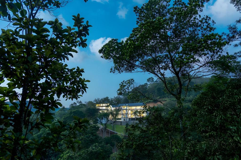 Hostess Thekkady - carbon neutral hotel in Idukki