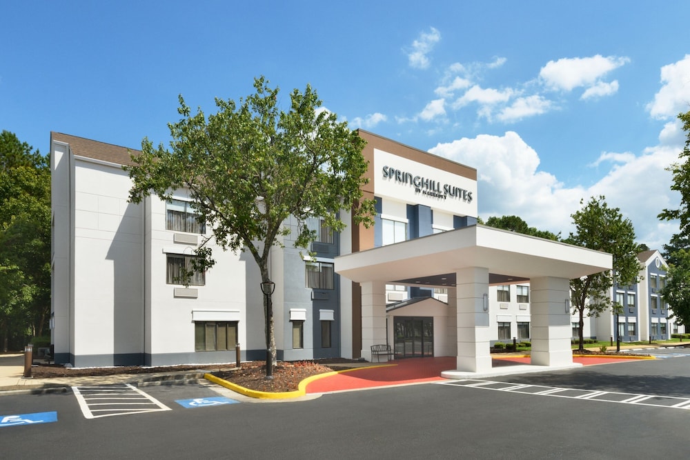Springhill Suites By Marriott Newnan - carbon neutral hotel in Newnan