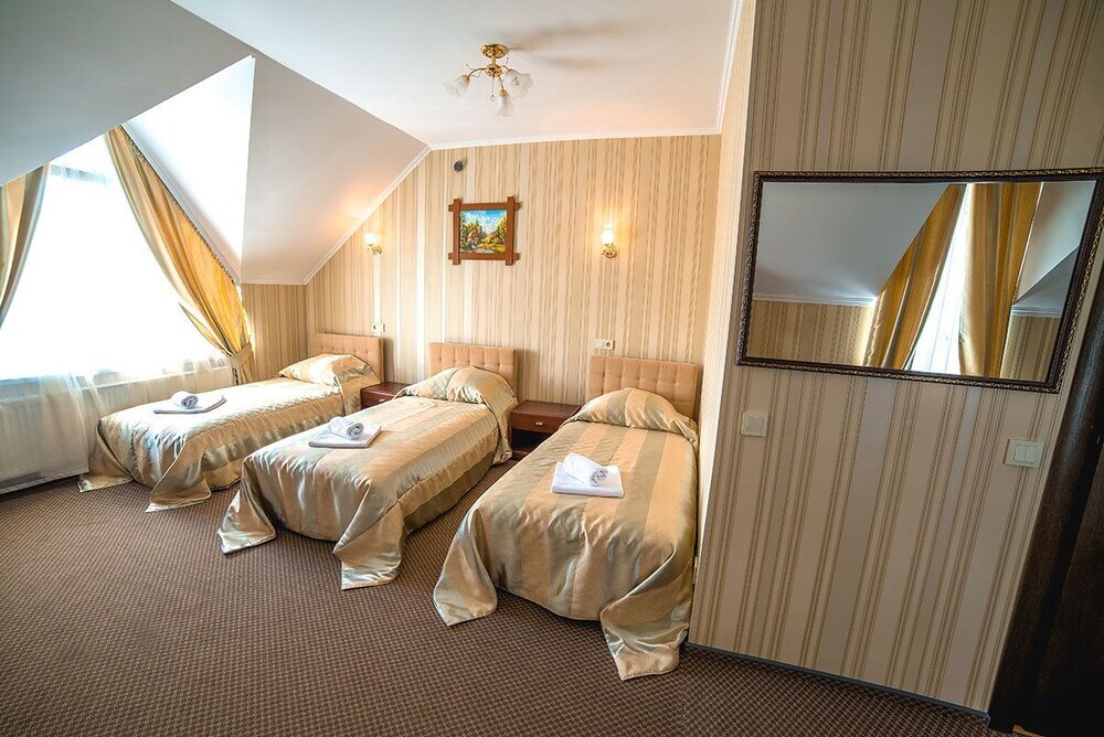 Hotel Globus — Ternopil — photo 3