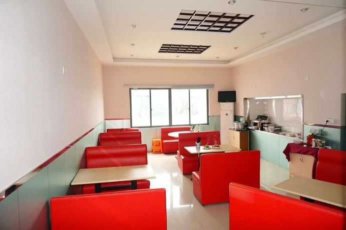 Super 8 Hotel Nanchang Wan Da Xing Cheng - last minute hotel in Nanchang