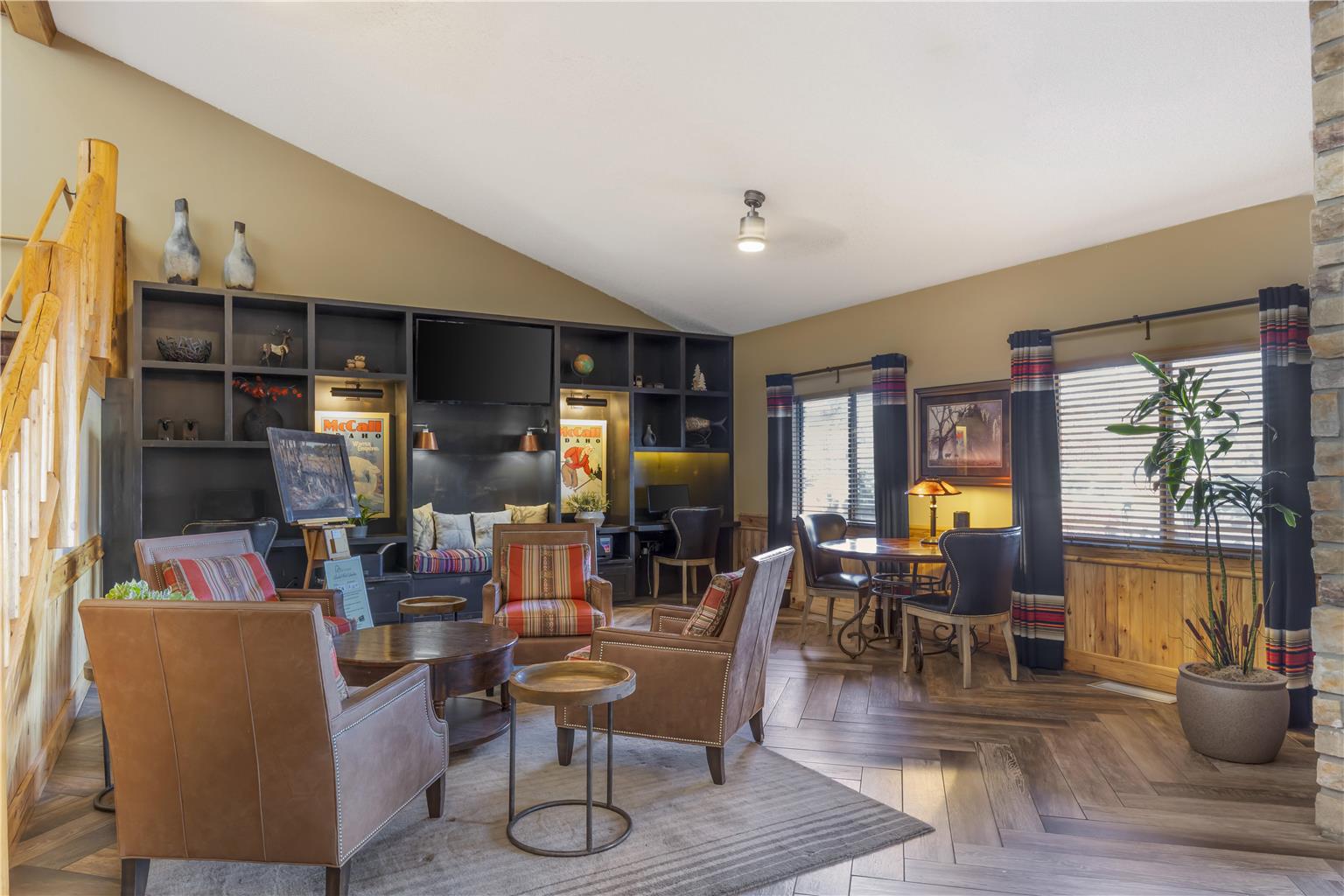 Best Western Plus McCall Lodge & Suites - photo 62