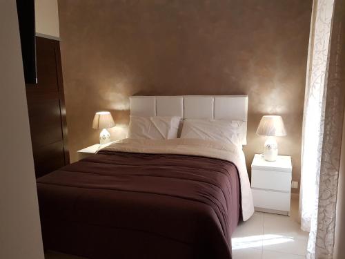 Napoli Royal Flats