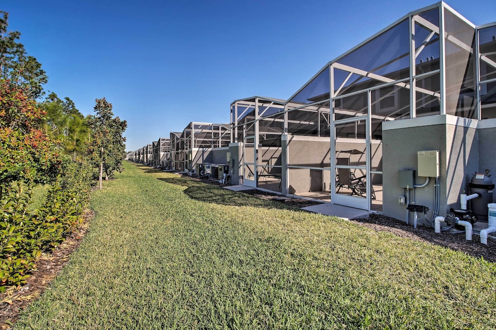 Disney Area Townhome with Lanai And Resort Amenities - photo 10