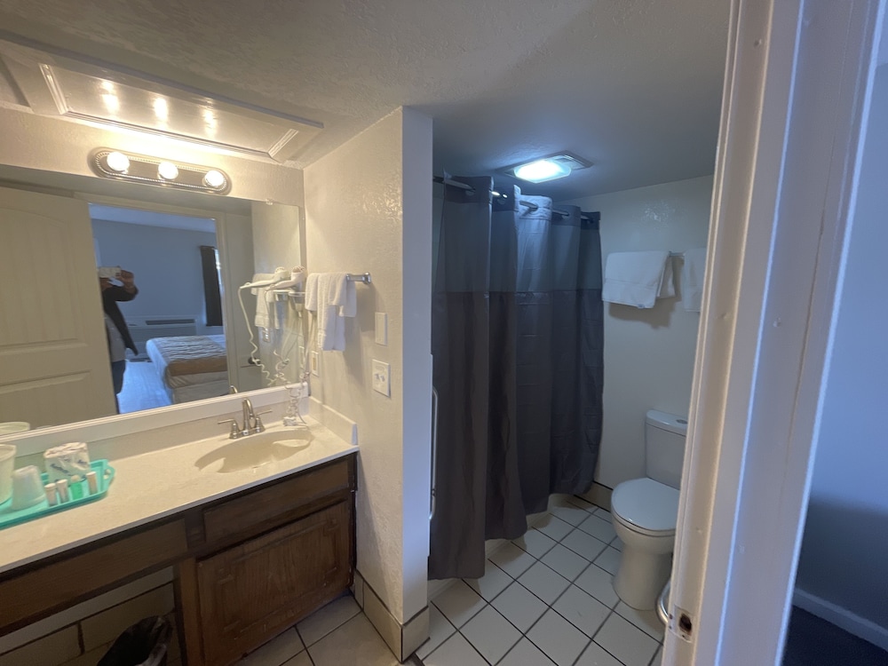 Branson Victorian Inn - photo 12