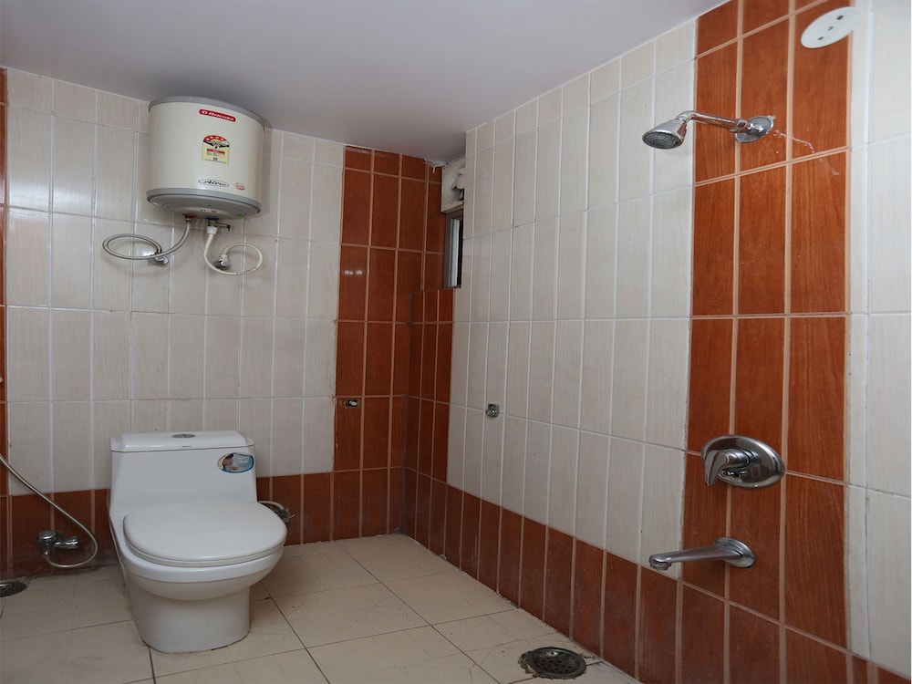 Oyo 4582 Hotel Nisa — Patna