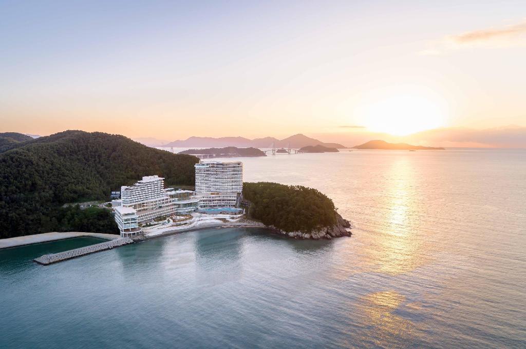 Hanwha Resort Geoje Belvedere in Changwon, South Korea