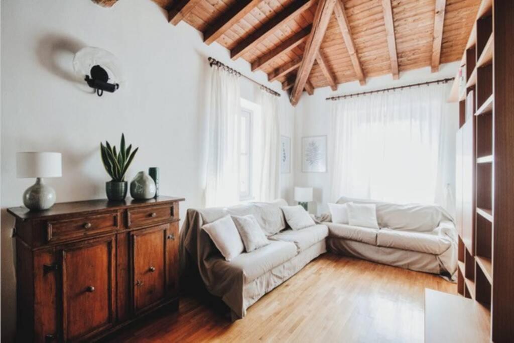 La Corte di Costantino Downtown Como — 4-Star Luxury Hotel in Como, Italy