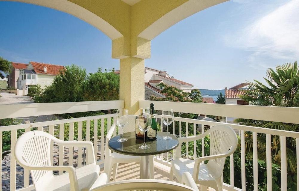 Apartments Čiovo — 4-Star Luxury Hotel in Trogir, Croatia