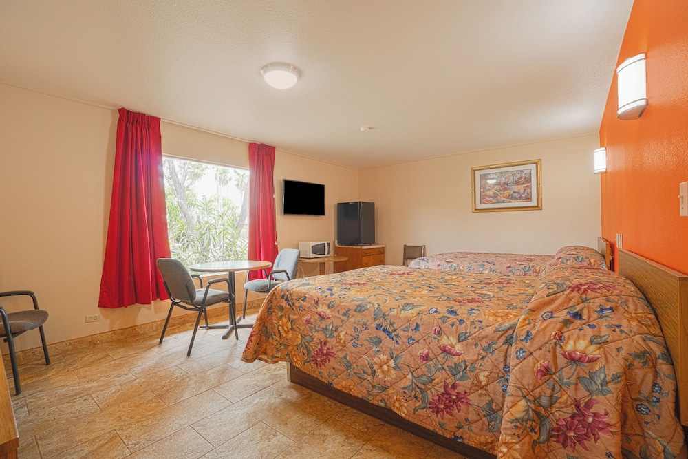 Vali Ho Motel By OYO Weslaco Mercedes - photo 27