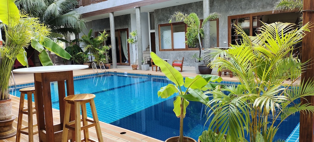 Le Grand Bleu Hotel in Ko Pha Ngan, Thailand