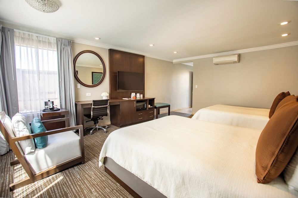 Munras Inn - photo 12