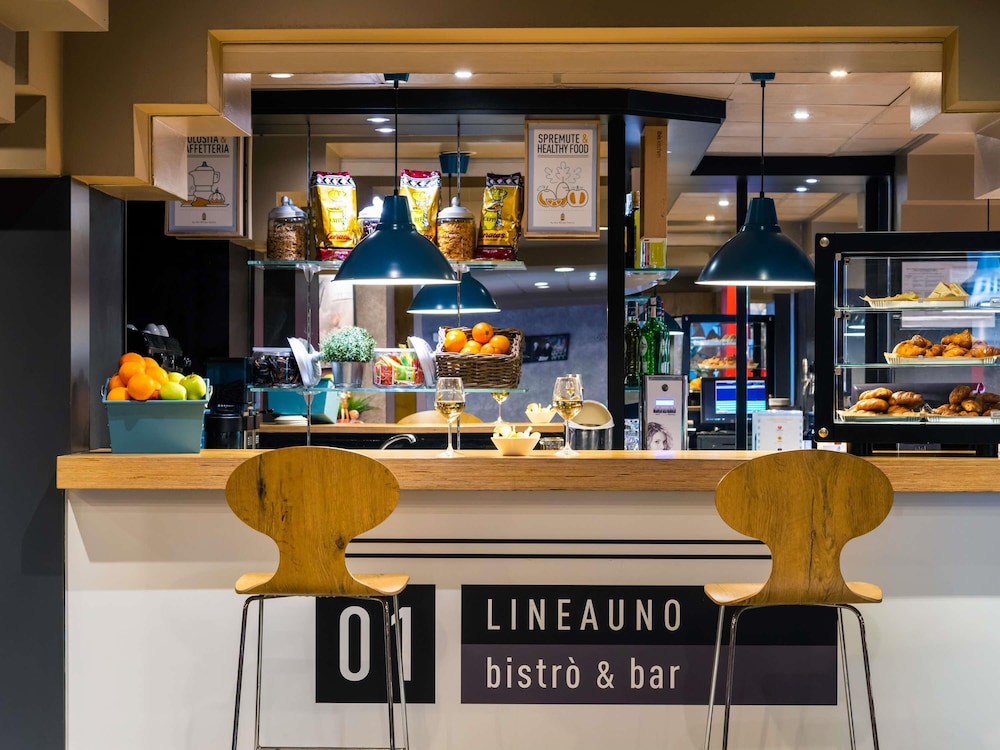 מזון ומשקאות