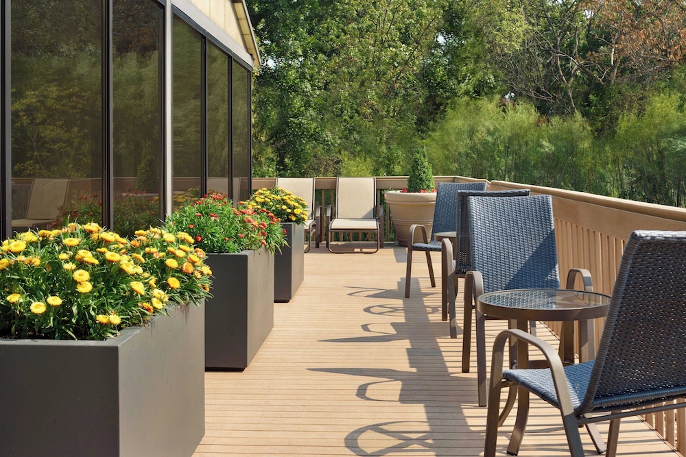 Madison Marriott South - photo 25