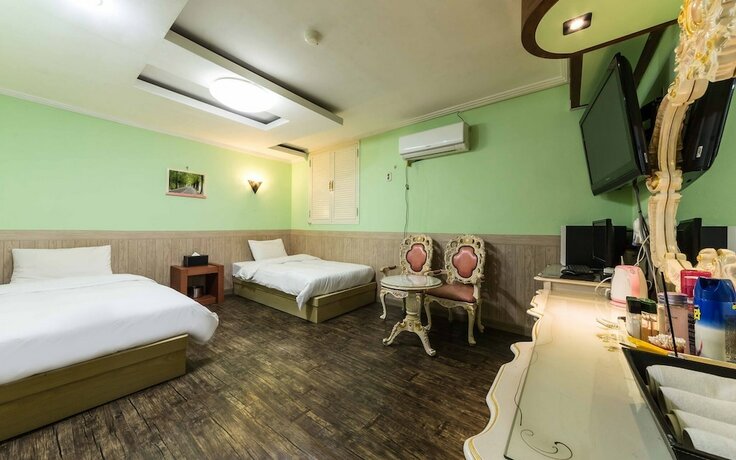 Sydney Hotel - last minute hotel in Incheon