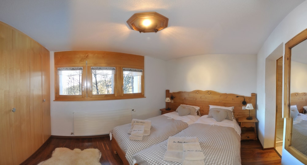 Les Petits Mélèzes — 4-Star Luxury Hotel in Lens, Switzerland