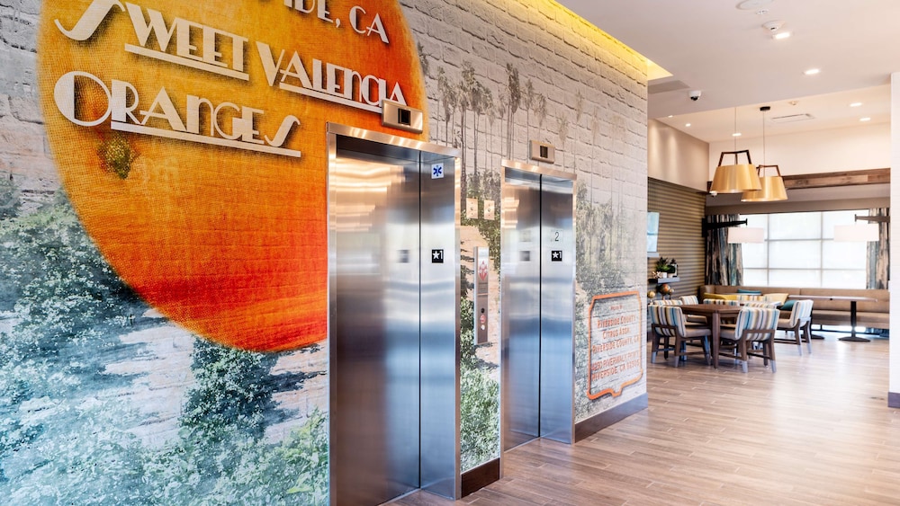 Hampton Inn Riverside Downtown - photo 6