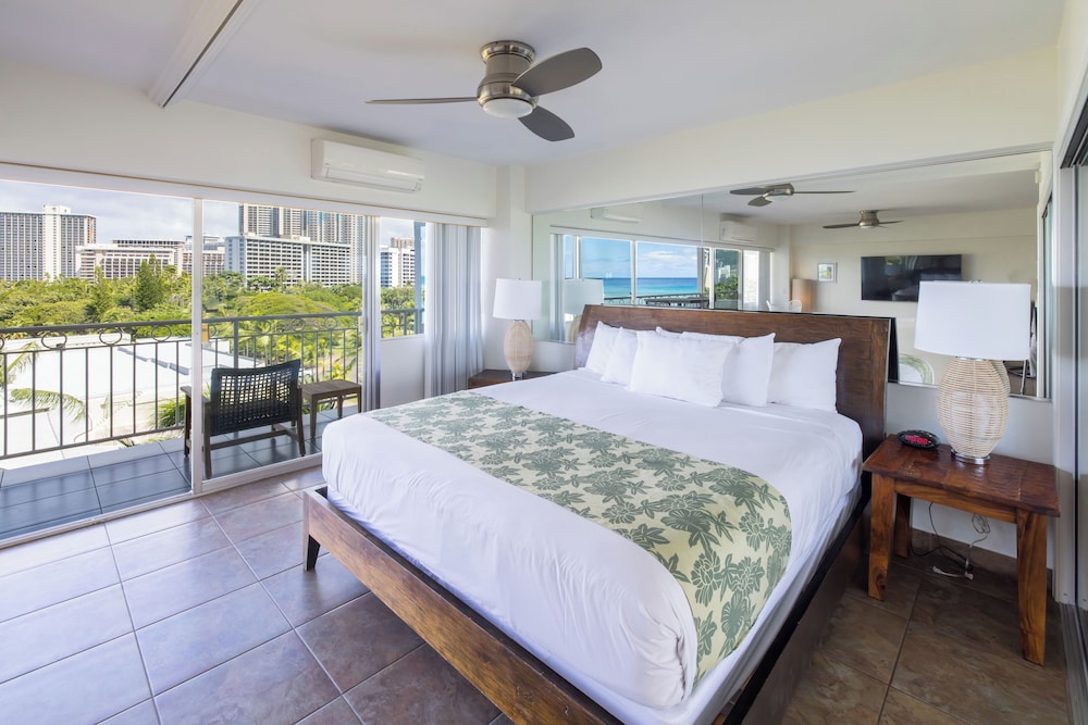 Waikiki Shore By Outrigger - photo 55