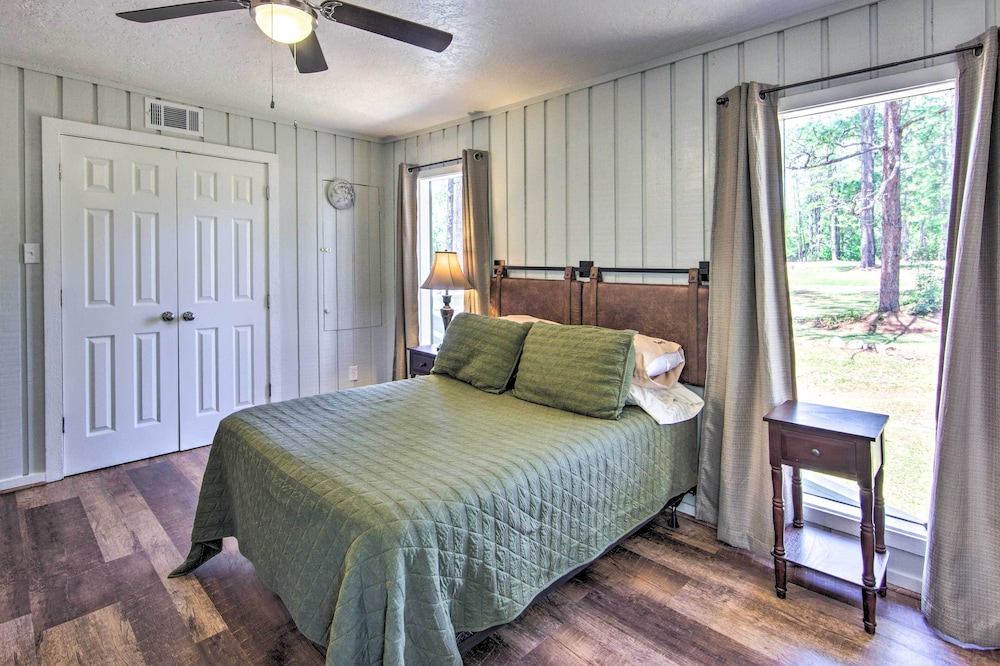 Brookeland Resort Cabin with Golf and Lake Access - photo 9