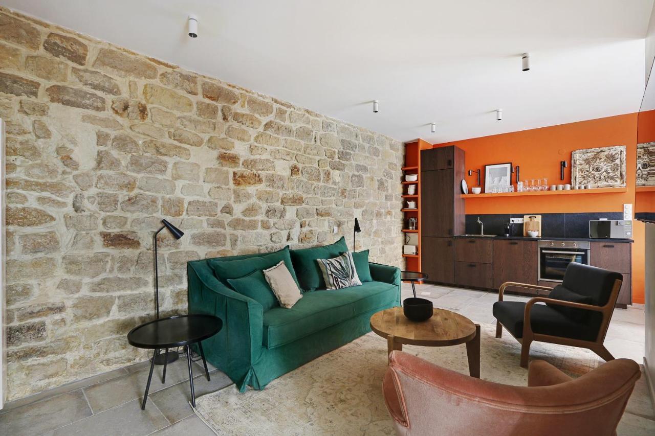 Pick a Flat's Apartment Near Place de la Bastille Rue du Faubourg Saint Antoine — 4-Star Luxury Hotel in Paris, France