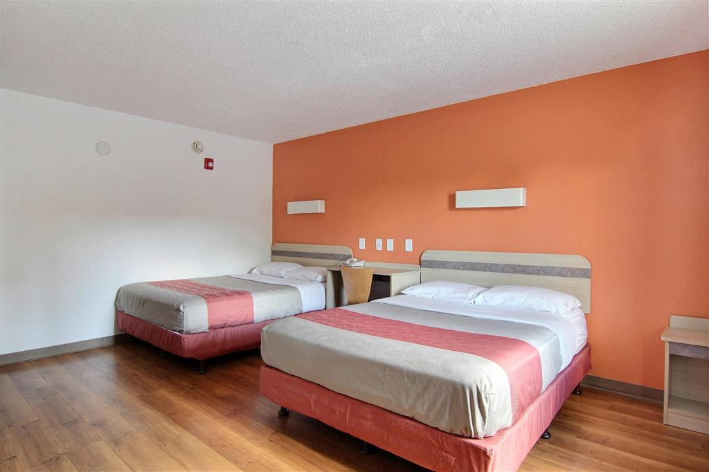 Motel 6 Middleburg Heights OH Cleveland - photo 11
