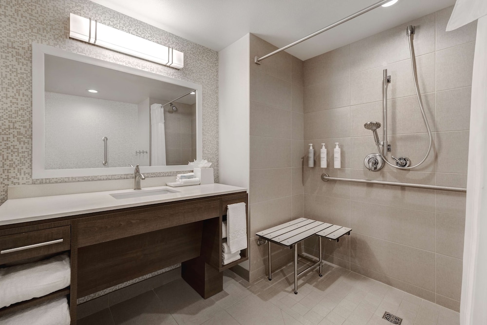 Home2 Suites by Hilton Las Vegas I 215 Curve - photo 26