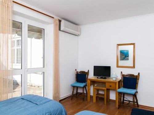 Plavi Zal Apartment One Bedroom Apartment with Two Terraces