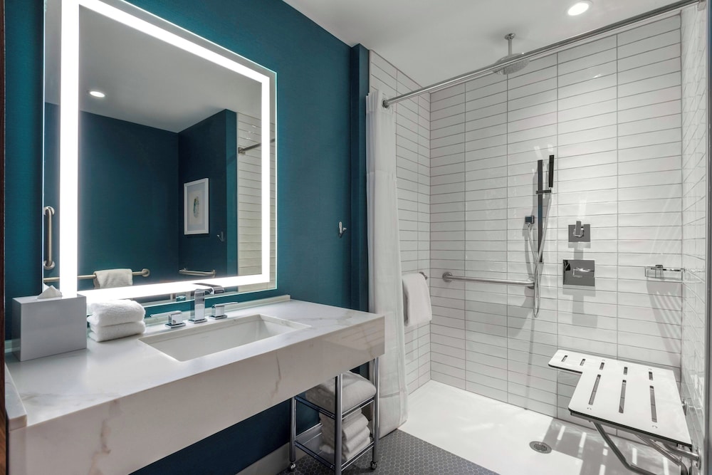 Le Meridien Denver Downtown - photo 40