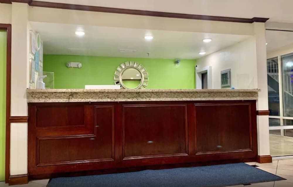 Sunrise Extended Stay Hotel - photo 20