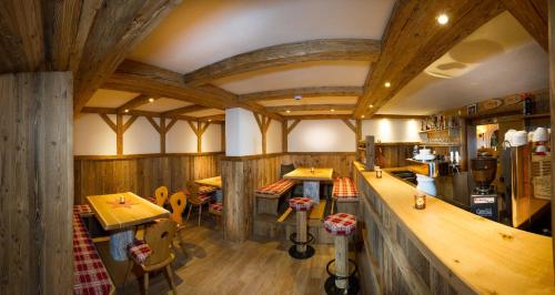 Apartments Quehenberger — 4-Star Luxury Hotel in Maishofen, Austria