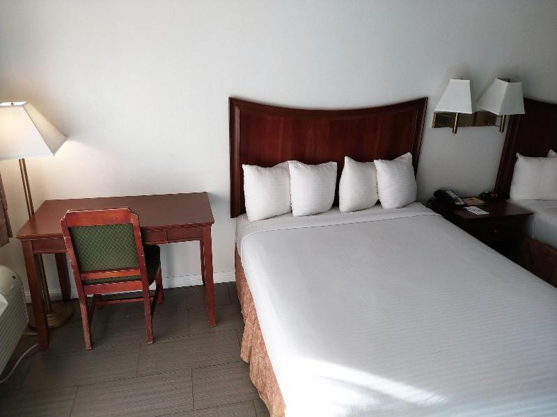Rio del Sol Inn - photo 23