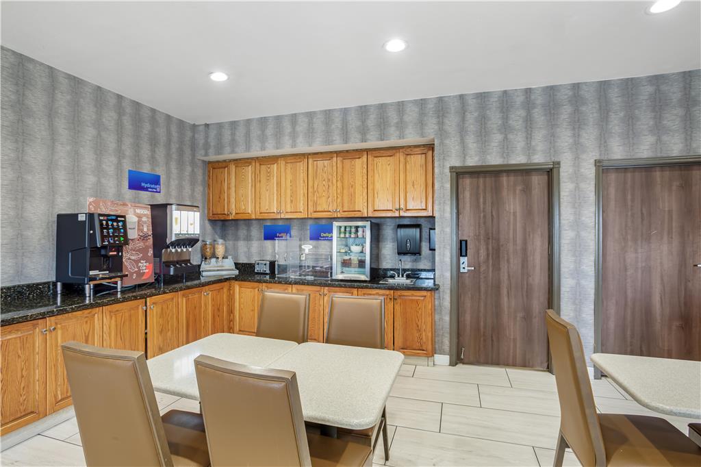 Best Western Porterville Inn - photo 10