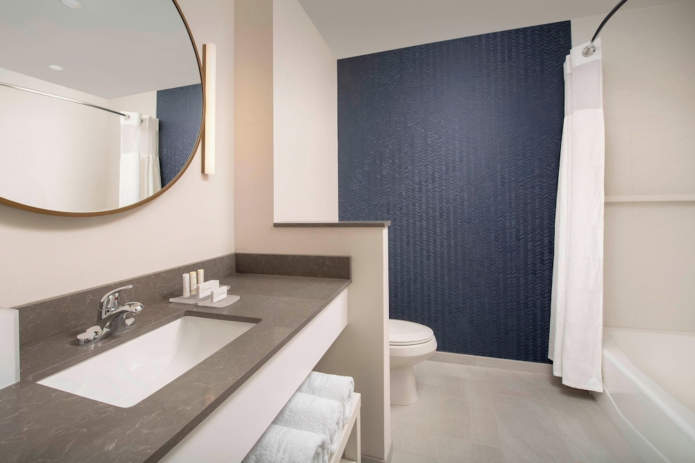 Fairfield Inn & Suites by Marriott Miami Airport West Doral - photo 14