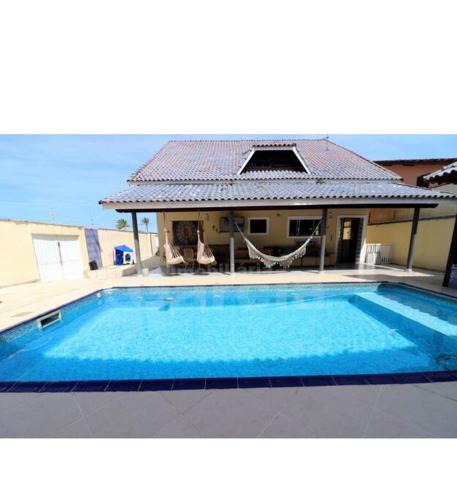 Sobrado no centro frente ao mar in Peruibe, Brasil