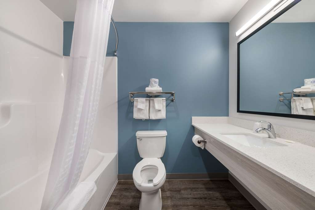 WoodSpring Suites Concord Charlotte Speedway - photo 19