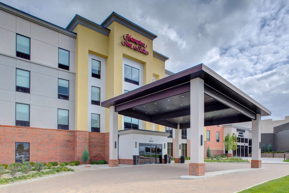 Hampton Inn & Suites Columbus Scioto Downs - photo 2
